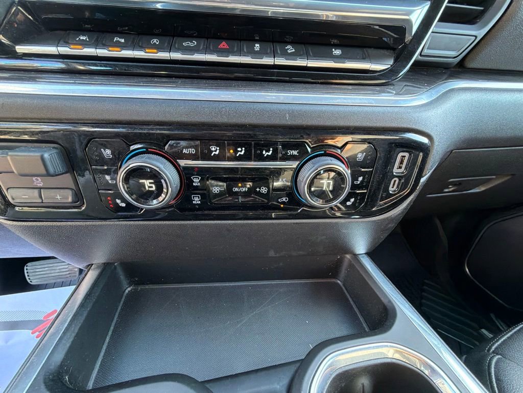 Certified 2022 Chevrolet Silverado 1500 LTZ AWD/4WD image 29