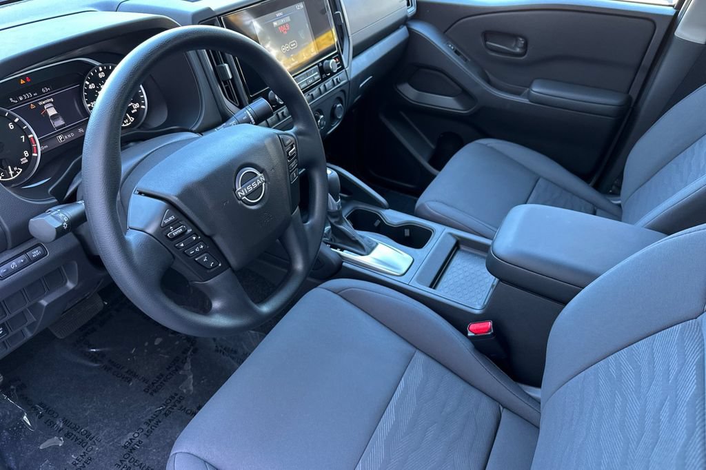 Used 2025 Nissan Frontier S RWD image 7