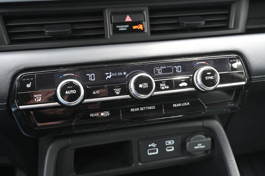 Used 2025 Honda Pilot EX-L image 26