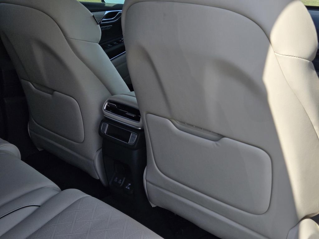 Used 2025 Genesis GV80 3.5T Advanced image 26