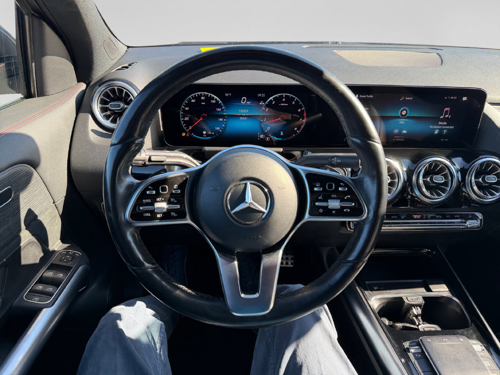Used 2023 Mercedes-Benz GLA 250 4MATIC image 22