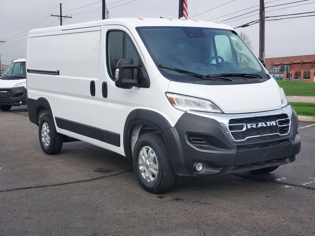Used 2025 RAM ProMaster 1500 w/ Quick Order Package 22G SLT FWD image 2