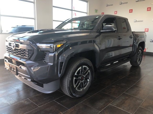 Used 2024 Toyota Tacoma TRD Sport image 3