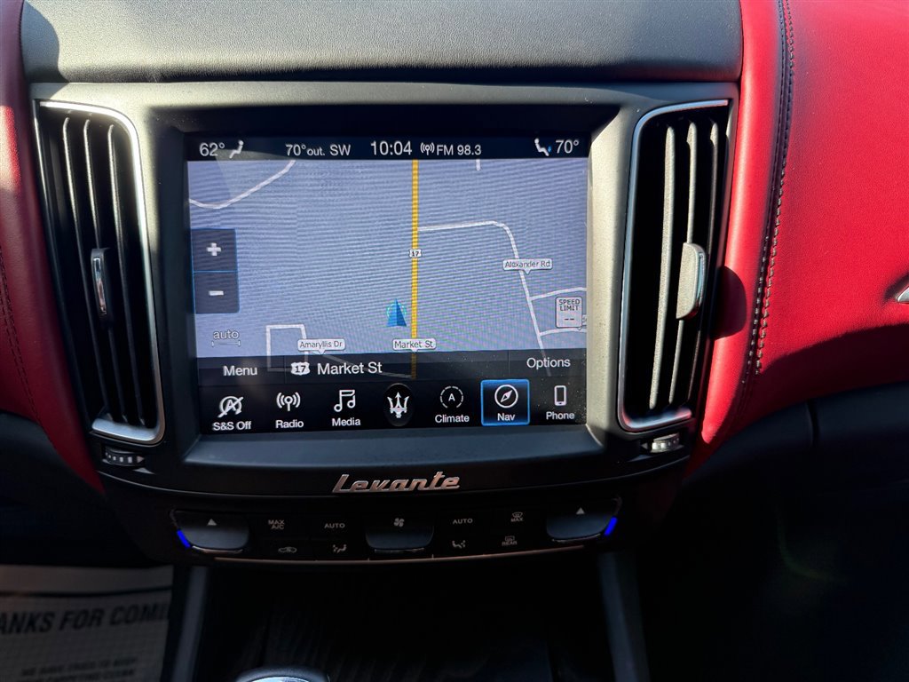 Used 2019 Maserati Levante GranLusso image 19