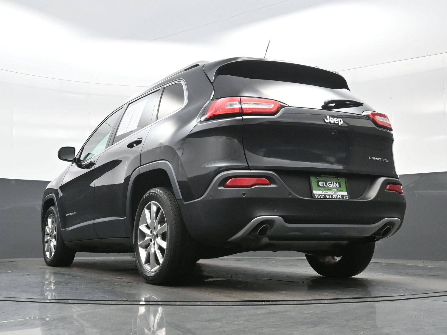 Used 2014 Jeep Cherokee Limited w/ Technology Group FWD image 31