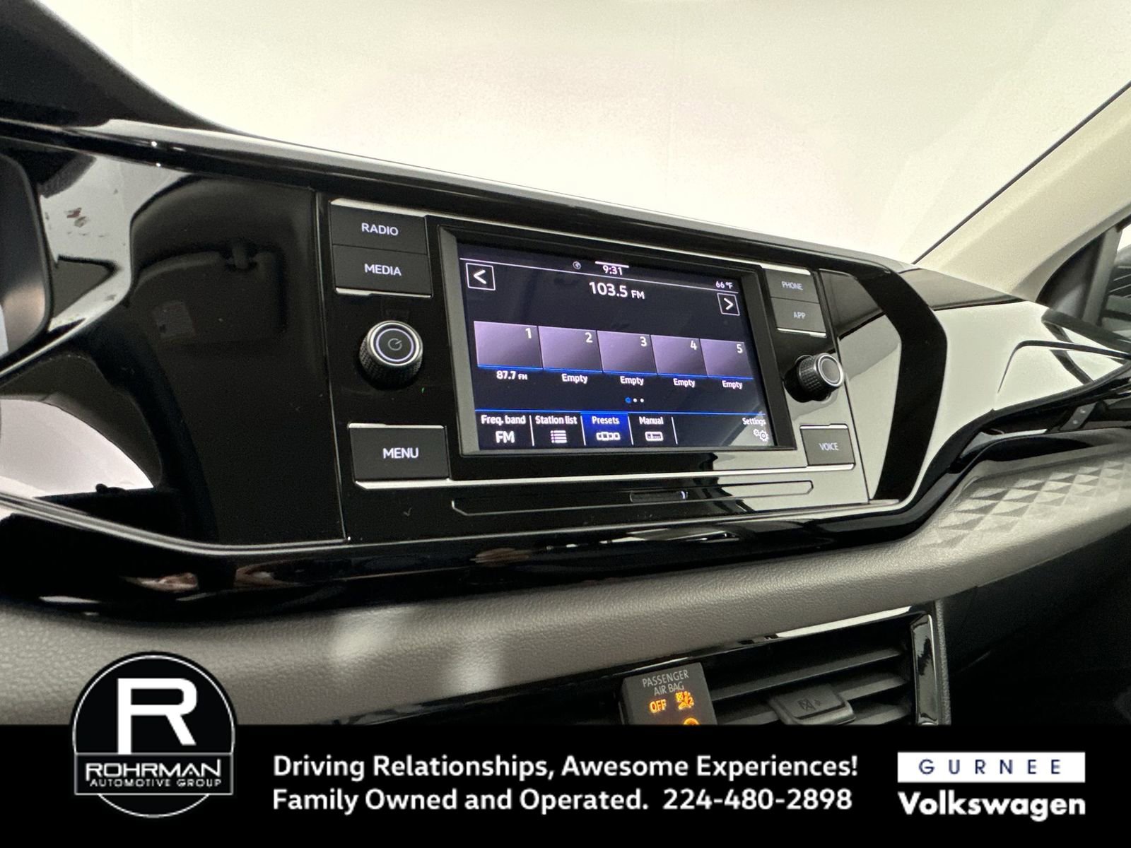 Used 2024 Volkswagen Taos S image 6