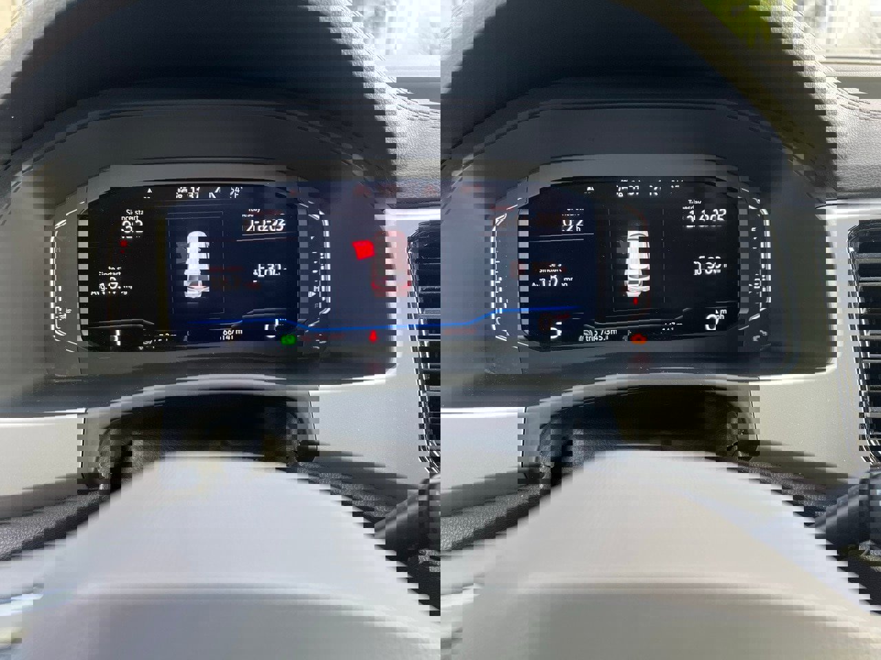 Used 2021 Volkswagen Atlas Cross Sport SEL Premium image 13