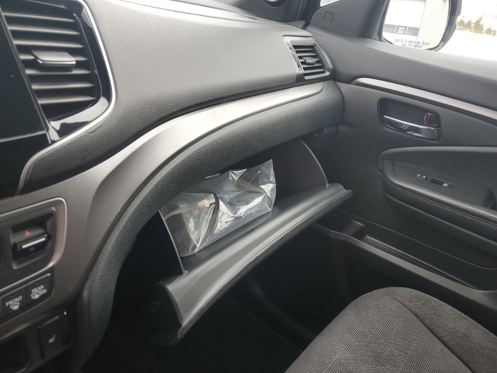 Used 2022 Honda Pilot Sport image 22