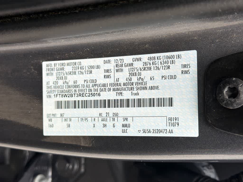 Used 2024 Ford F250 Lariat w/ Lariat Ultimate Package AWD/4WD image 32