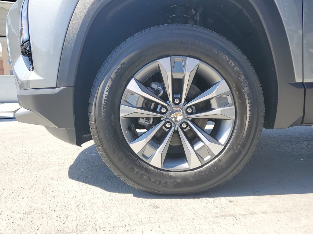 New 2026 Chevrolet Equinox LT image 7