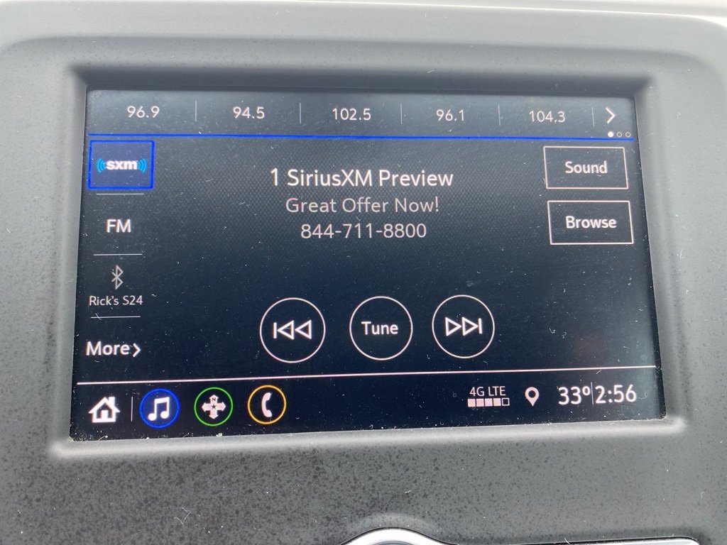 Used 2020 Chevrolet Equinox LT image 38