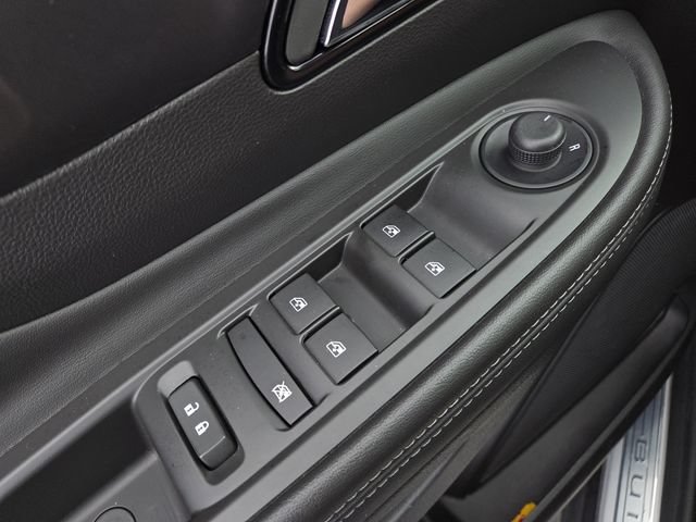 Used 2022 Buick Encore Preferred w/ Safety Package AWD/4WD image 7