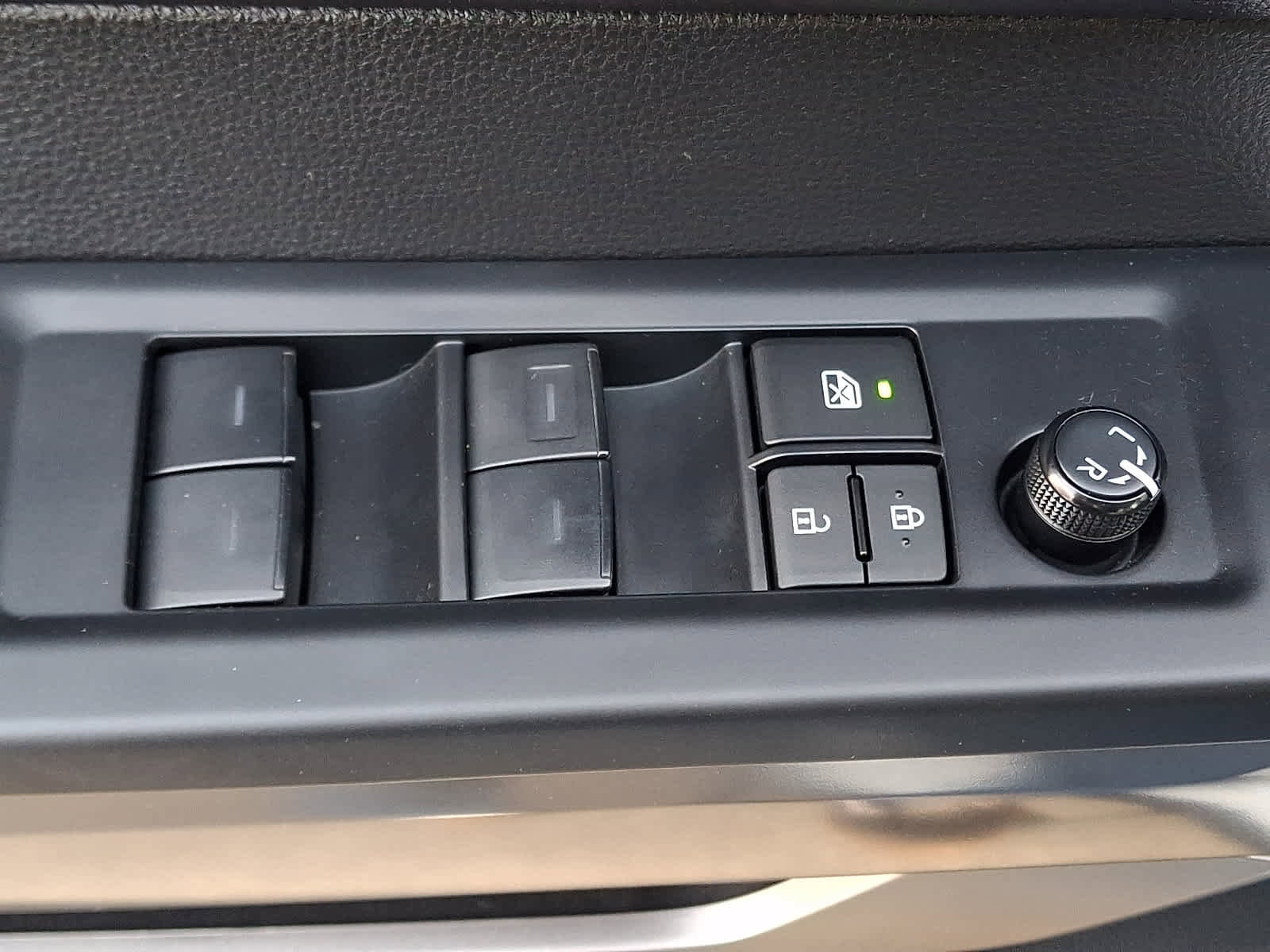 Used 2024 Toyota Tundra SR5 w/ SR5 Convenience Package image 26