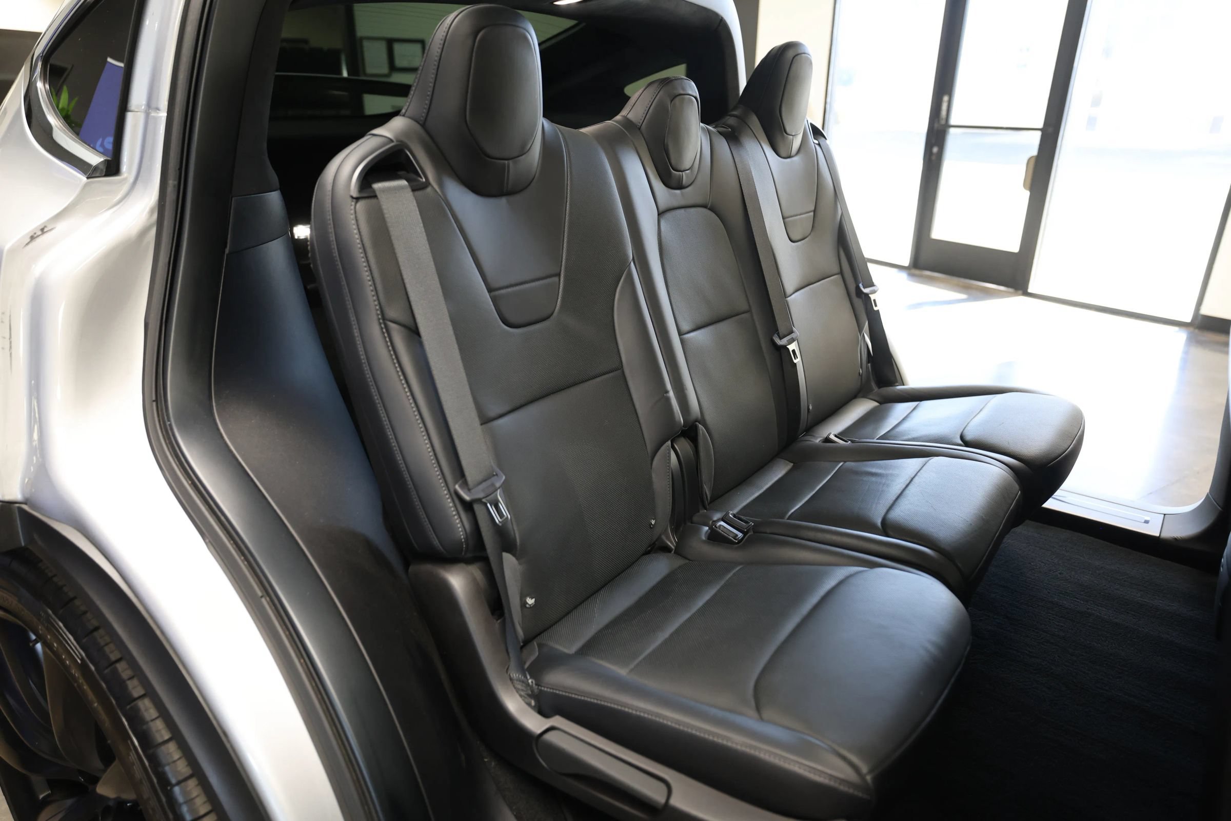 Used 2017 Tesla Model X 90D AWD/4WD image 40
