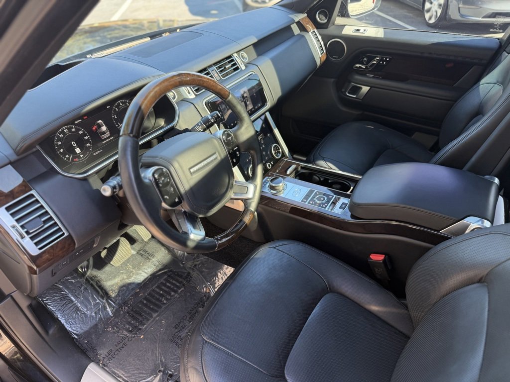 Used 2019 Land Rover Range Rover Supercharged image 24