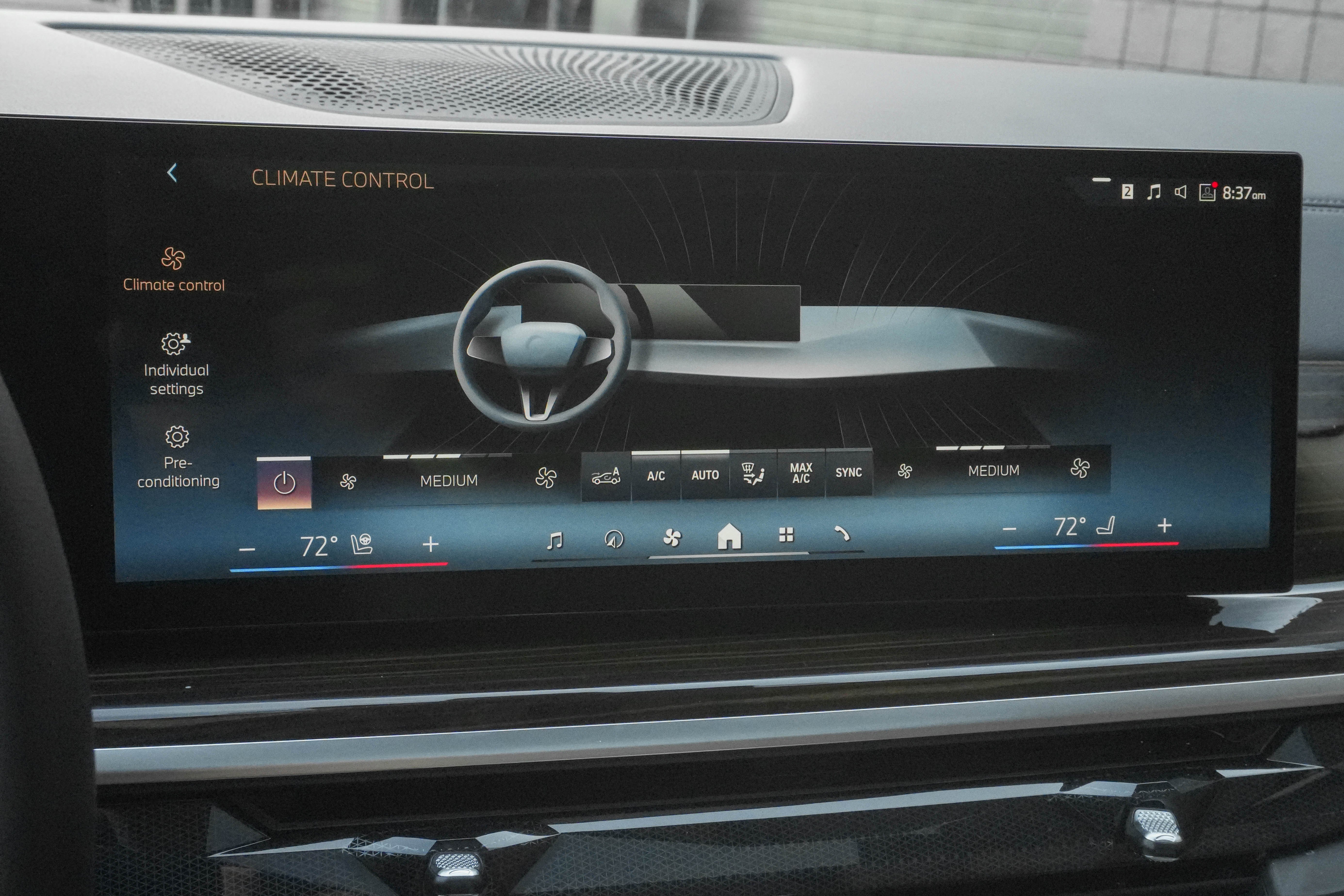 Certified 2026 BMW X7 xDrive40i image 25