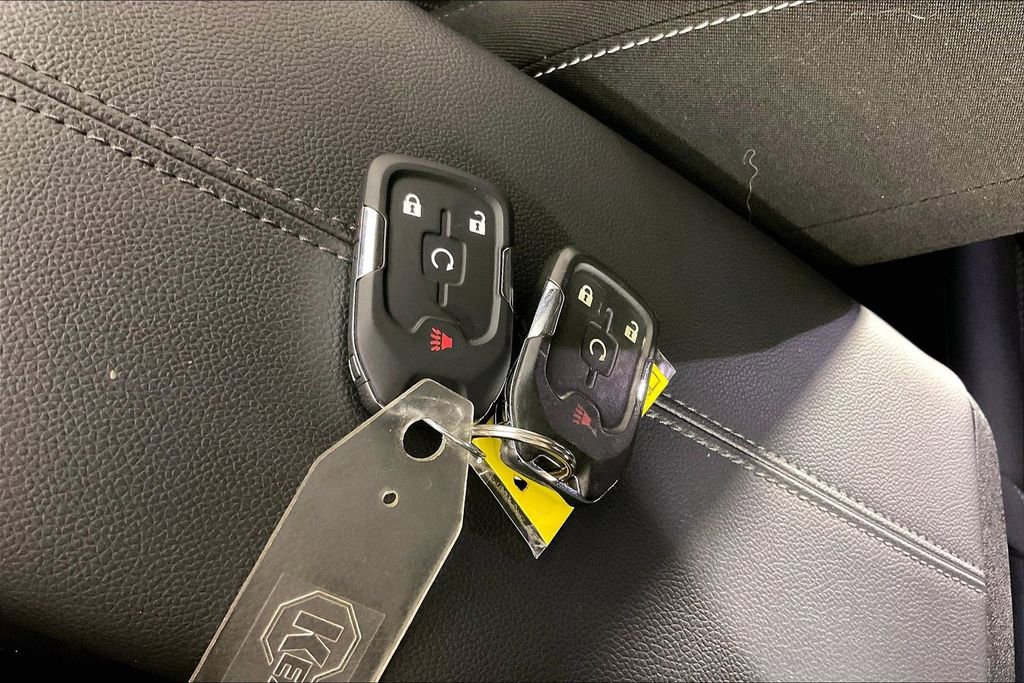 Used 2024 GMC Terrain SLE w/ Driver Convenience Package image 14