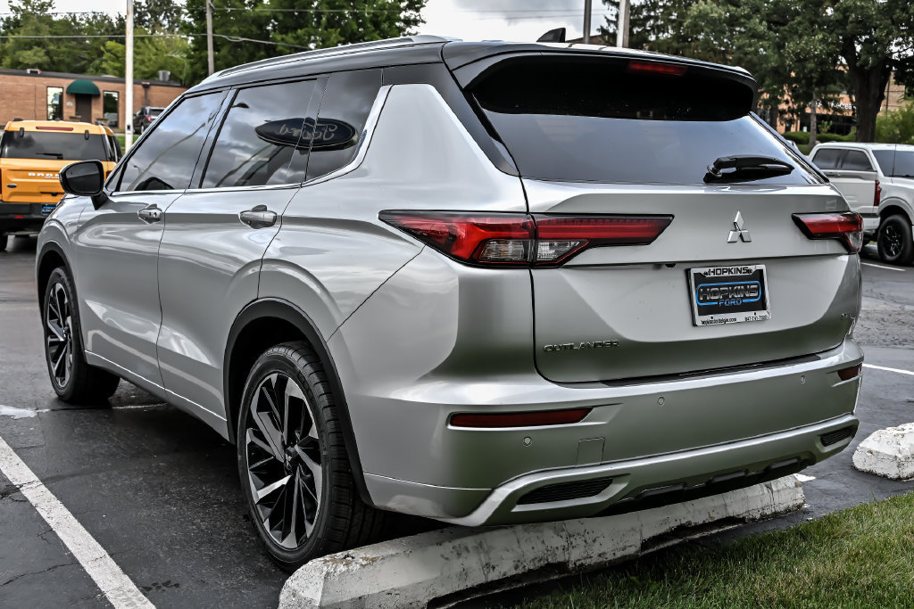 Used 2024 Mitsubishi Outlander SEL AWD/4WD image 6
