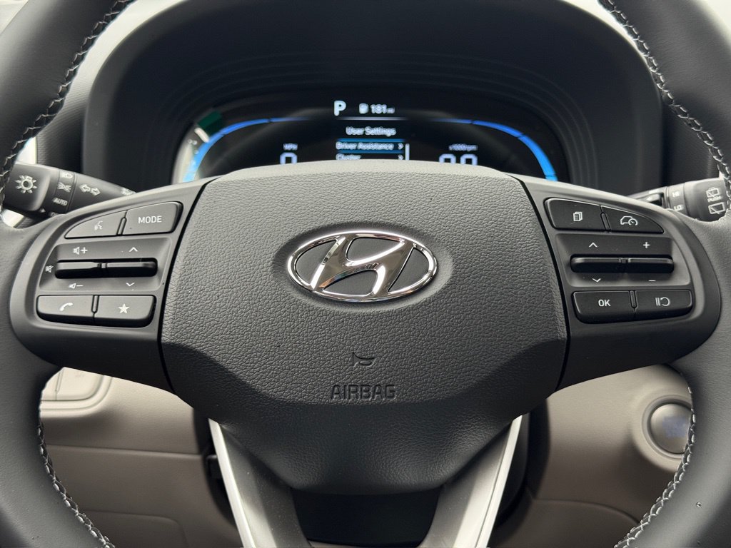New 2026 Hyundai Venue SEL FWD image 8