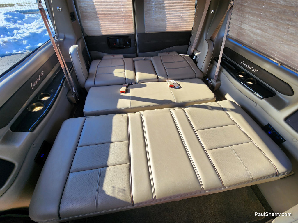 Used 2019 Chevrolet Express 2500 w/ Enhanced Convenience Package RWD image 12