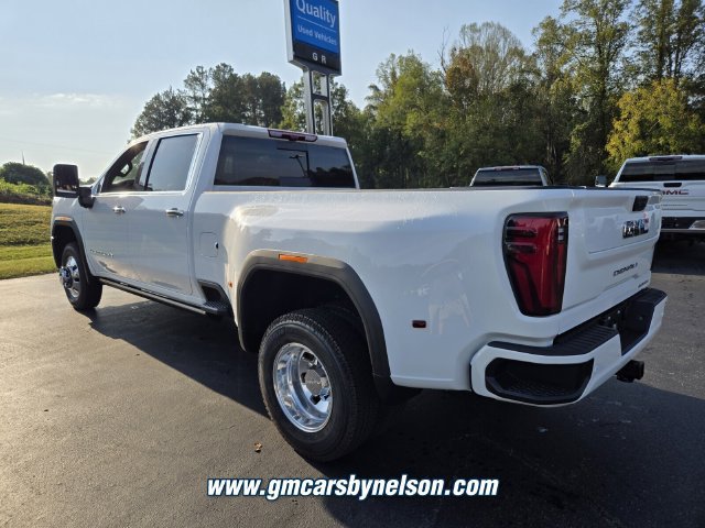 New 2026 GMC Sierra 3500 Denali Ultimate w/ LPO, Black Badging Package AWD/4WD image 4