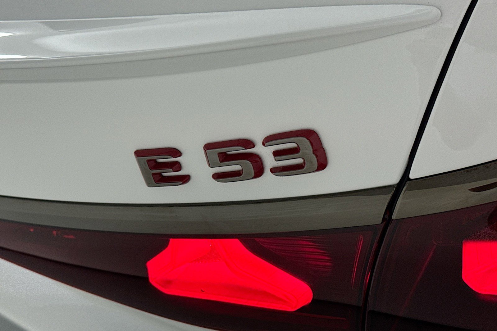 New 2026 Mercedes-Benz E 53 AMG e 4MATIC Sedan image 8