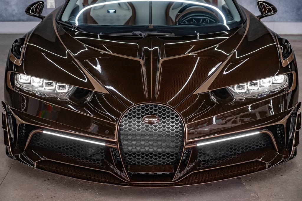 Used 2020 Bugatti Chiron AWD/4WD image 6