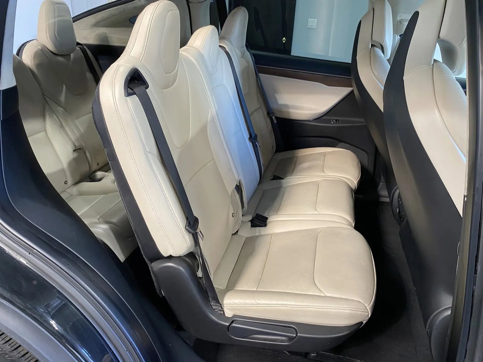 Used 2017 Tesla Model X 75D AWD/4WD image 7