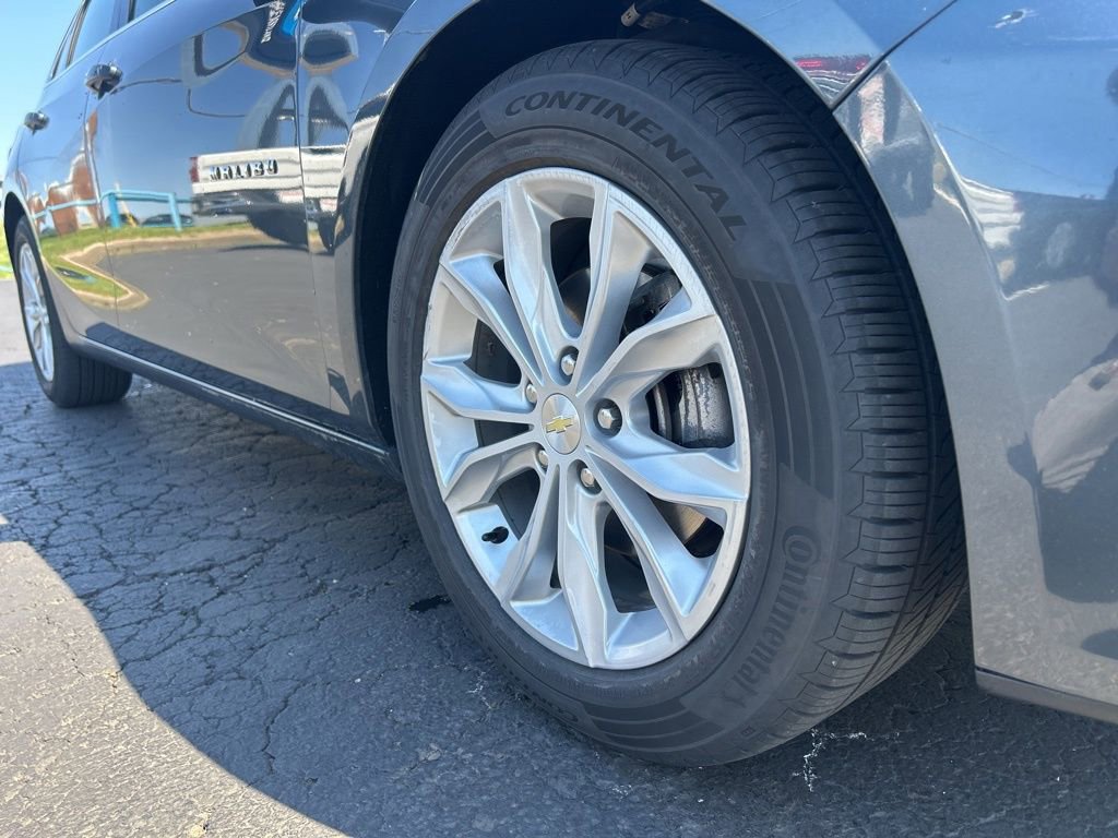 Used 2019 Chevrolet Malibu LT FWD image 10