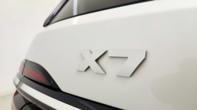 Used 2023 BMW X7 M60i AWD/4WD image 33
