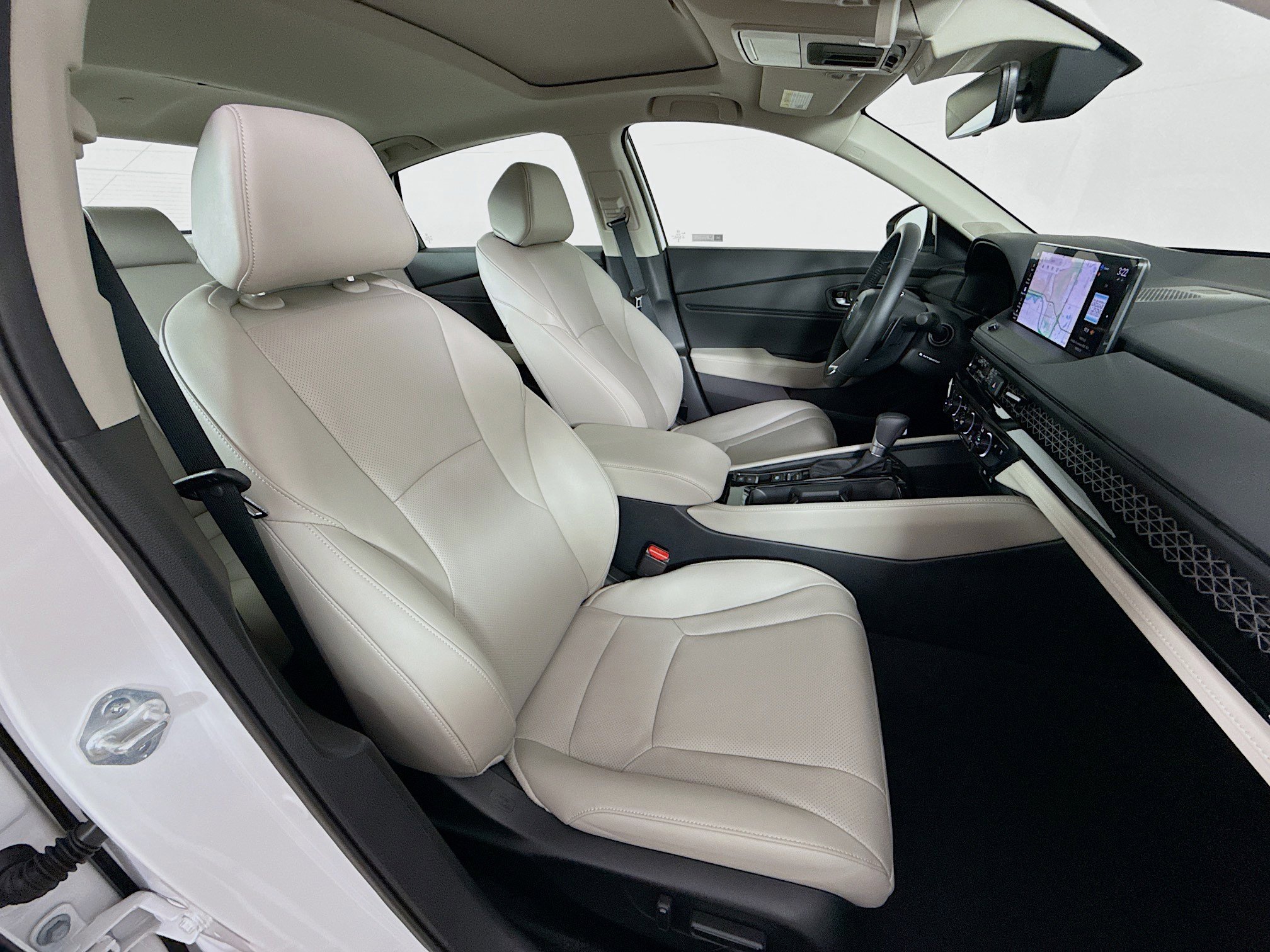 Certified 2025 Honda Accord Touring image 35