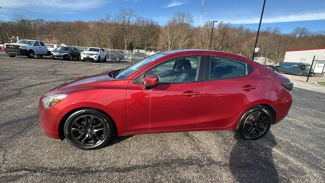 Used 2016 Scion iA image 3