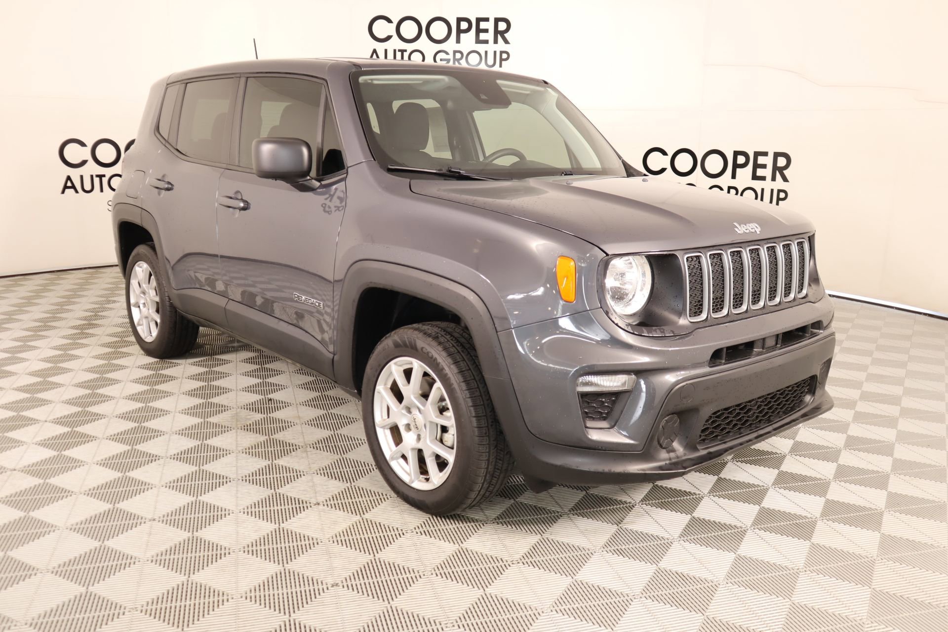 Used 2023 Jeep Renegade Latitude