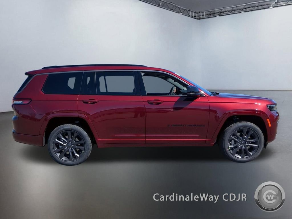 New 2026 Jeep Grand Cherokee L Limited AWD/4WD image 3