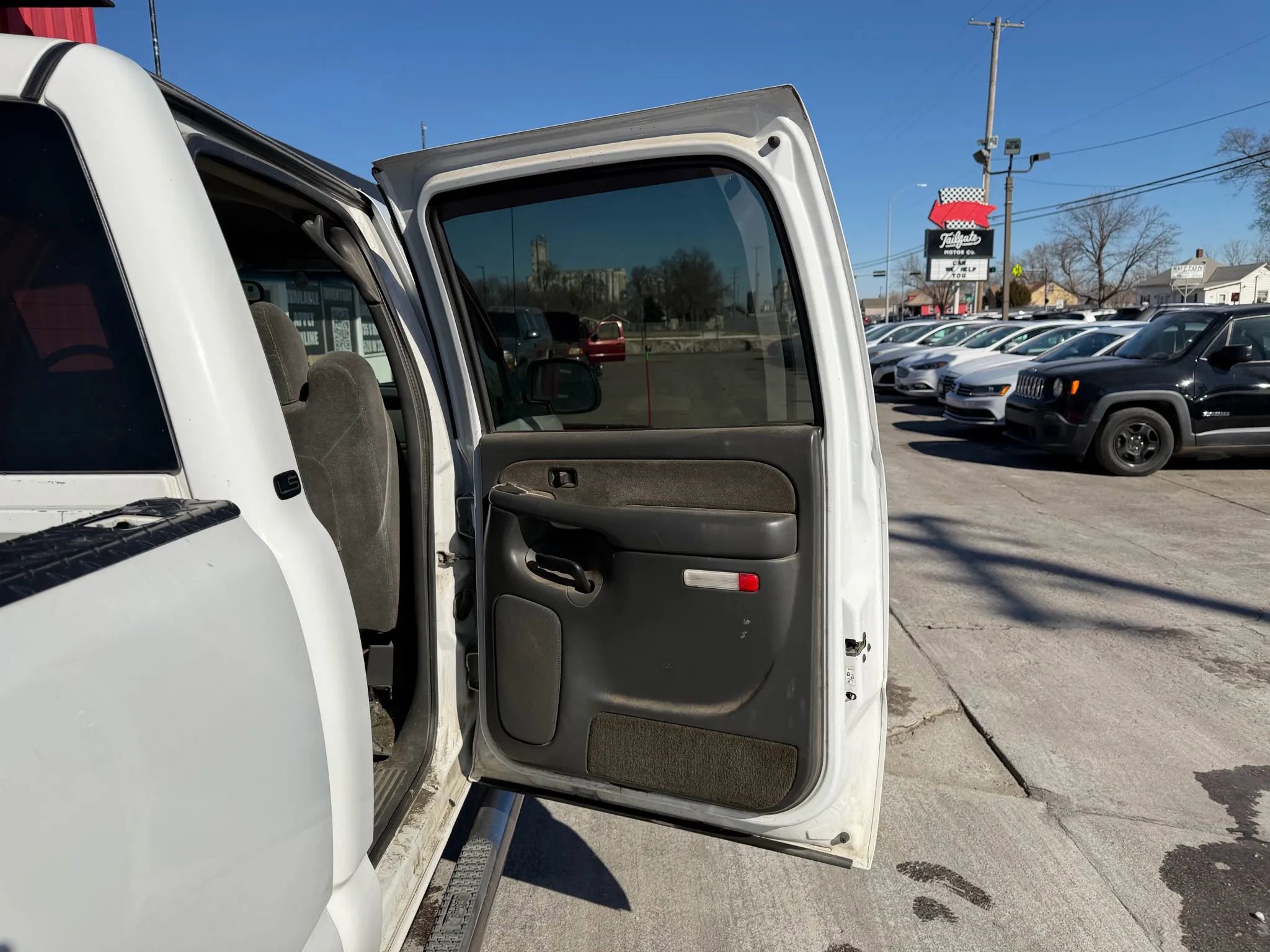 Used 2003 Chevrolet Silverado 1500 LS AWD/4WD image 15