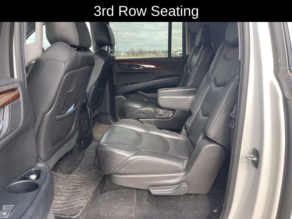 Used 2017 Cadillac Escalade ESV Luxury image 10
