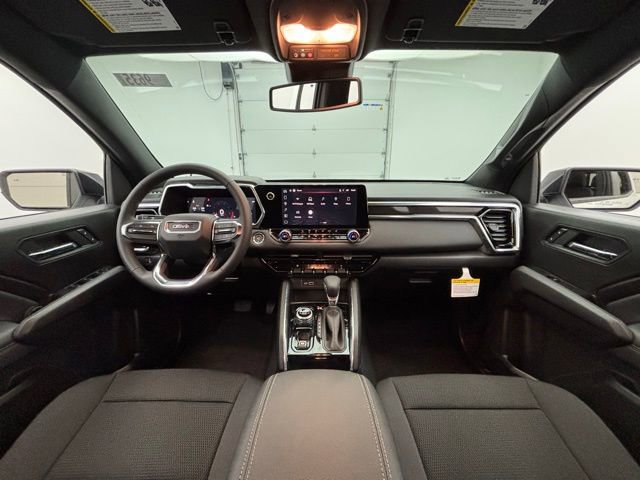 New 2026 GMC Canyon Elevation image 3