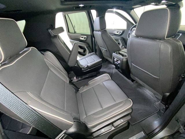 Used 2023 GMC Yukon SLT w/ SLT Luxury Package AWD/4WD image 33