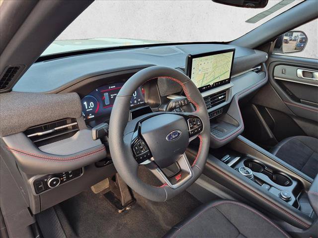 Used 2025 Ford Explorer ST AWD/4WD image 15