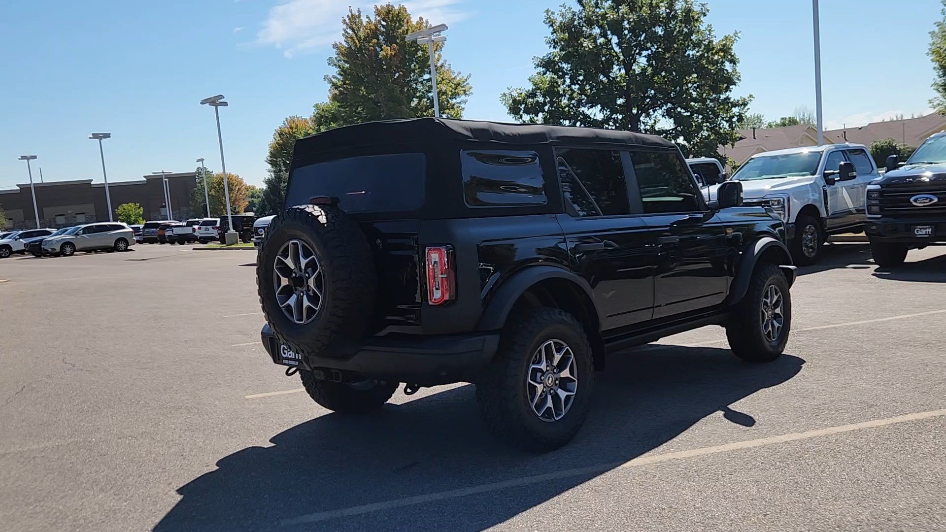 Used 2023 Ford Bronco Badlands AWD/4WD image 15