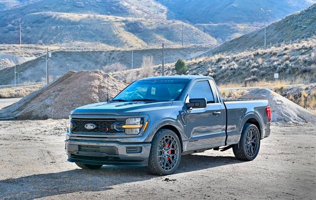 New 2025 Ford F150 XL AWD/4WD image 1