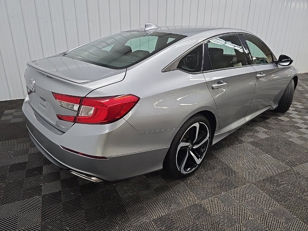 Used 2019 Honda Accord Sport image 10