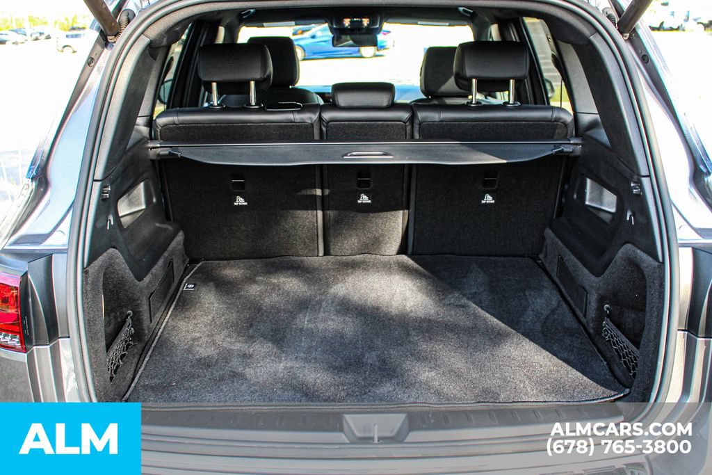 Used 2022 Mercedes-Benz GLB 250 4MATIC w/ Premium Package Lite image 22