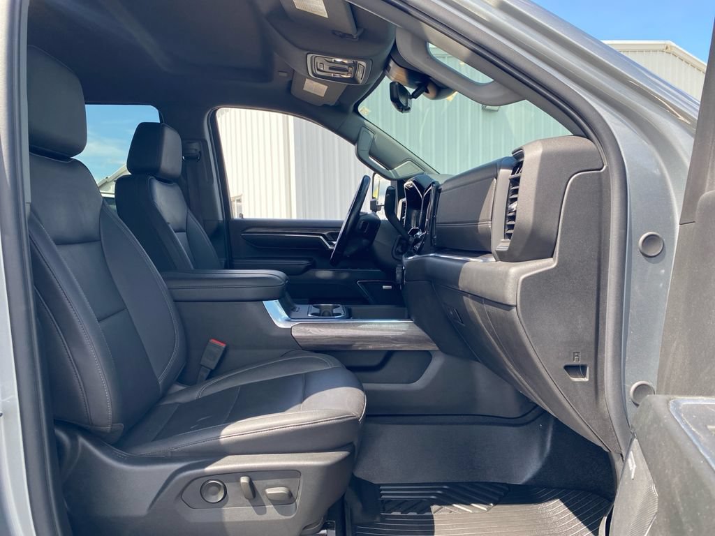 Used 2024 Chevrolet Silverado 2500 LTZ w/ LTZ Convenience Package AWD/4WD image 39