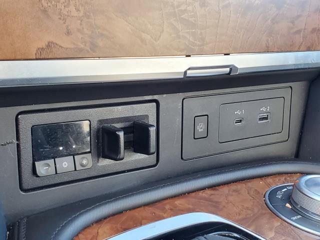 Used 2024 Nissan Armada SL w/ Captain's Chairs Package AWD/4WD image 35