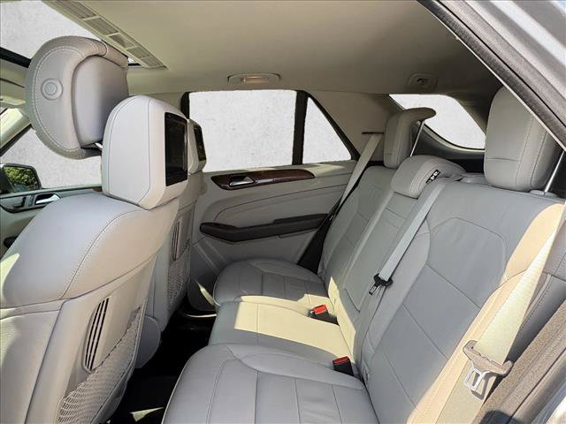 Used 2014 Mercedes-Benz ML 350 BlueTEC 4MATIC image 20