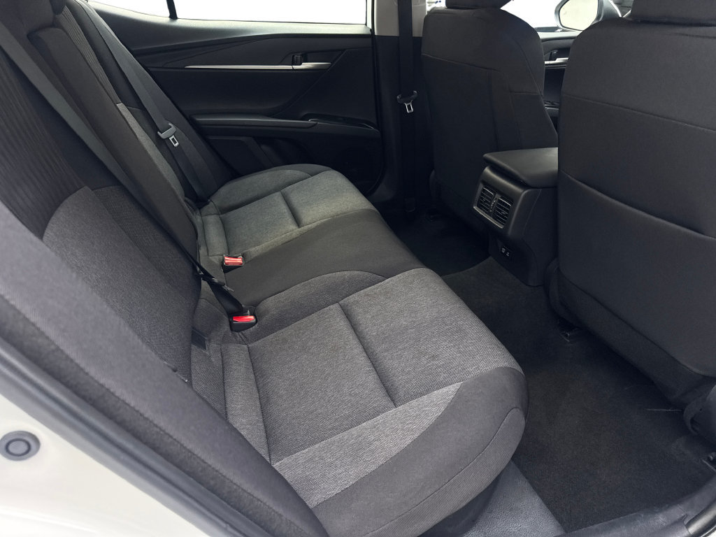 Used 2025 Toyota Camry LE FWD image 42