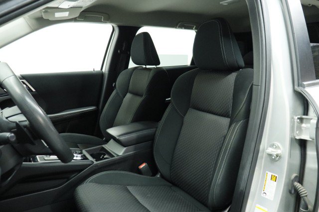 Used 2023 Mitsubishi Outlander ES FWD image 8