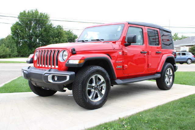 Used 2022 Jeep Wrangler Unlimited Sahara AWD/4WD image 8