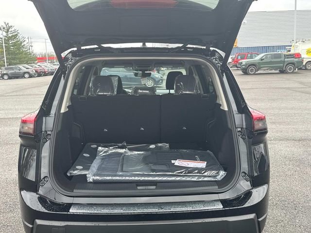 New 2026 Nissan Rogue SV image 13